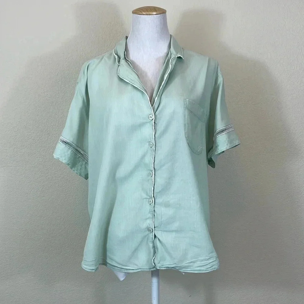 Victoria’s Secret mint green pajama top size large